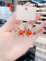 Japan-ROK tennis red earrings advanced sentinootic silver needle Tetris earrings 2022 new wave exaggerated and long earbuds