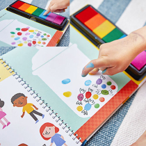 Childrens picture album Childrens finger painting SEAL Environmental paint baby zero basic painting 3 years old graffiti paint ink pad