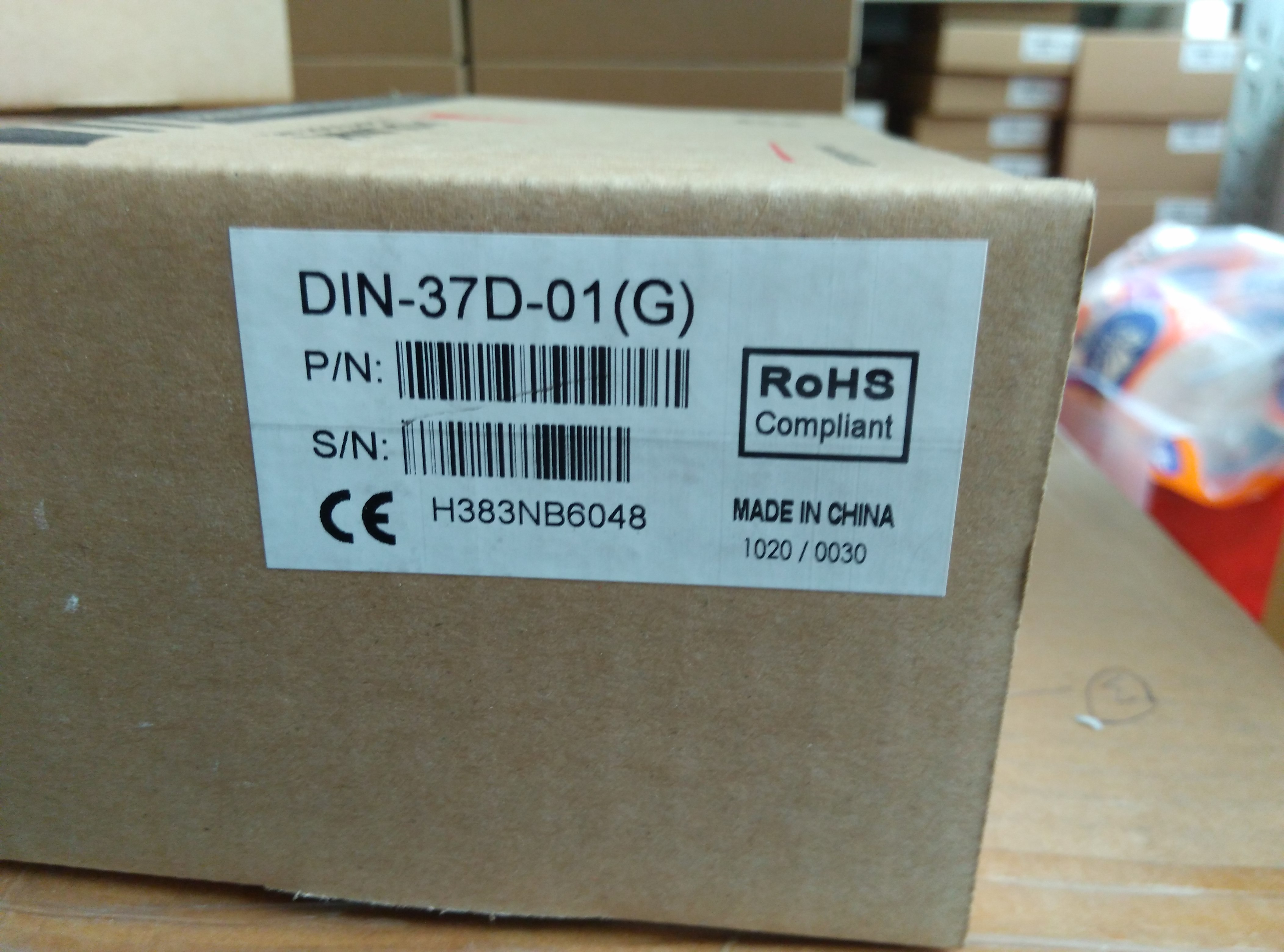 DIN-37D-01 Ling Hua terminal board brand new original dress