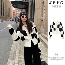 Black and white checkerboard knitted zipper cardigan sweater women 2022 spring and autumn short style outerwear long-sleeved top coat