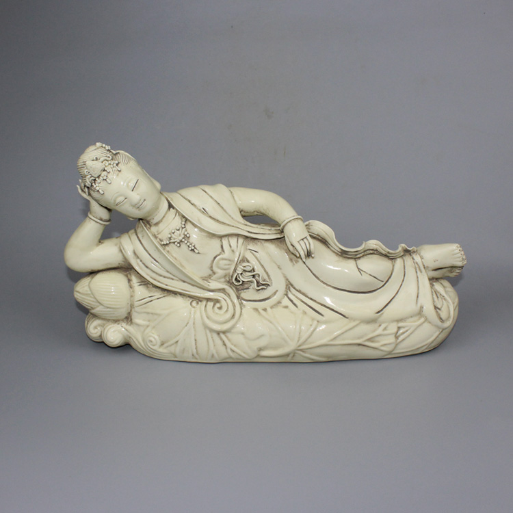 Qingdehua porcelain carved plastic porcelain sleeping lotus Guanyin full handmade imitation ancient porcelain ancient and antique collection Swaying Pieces of Buddhist statues