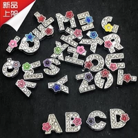 Мобильный телефон с буквами, ожерелье