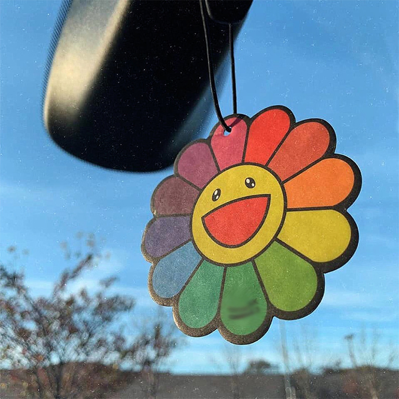 Sunflower Car Fragrant Sheet Perfume Pendant On-board Creative Hanging car Incense Hanging Solid Balm a pair of clothing