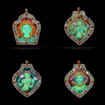 Naxi picks up Tibetan Buddhism silver silk inlaid gem gowu box dedicated to green mother hand-painted thangka