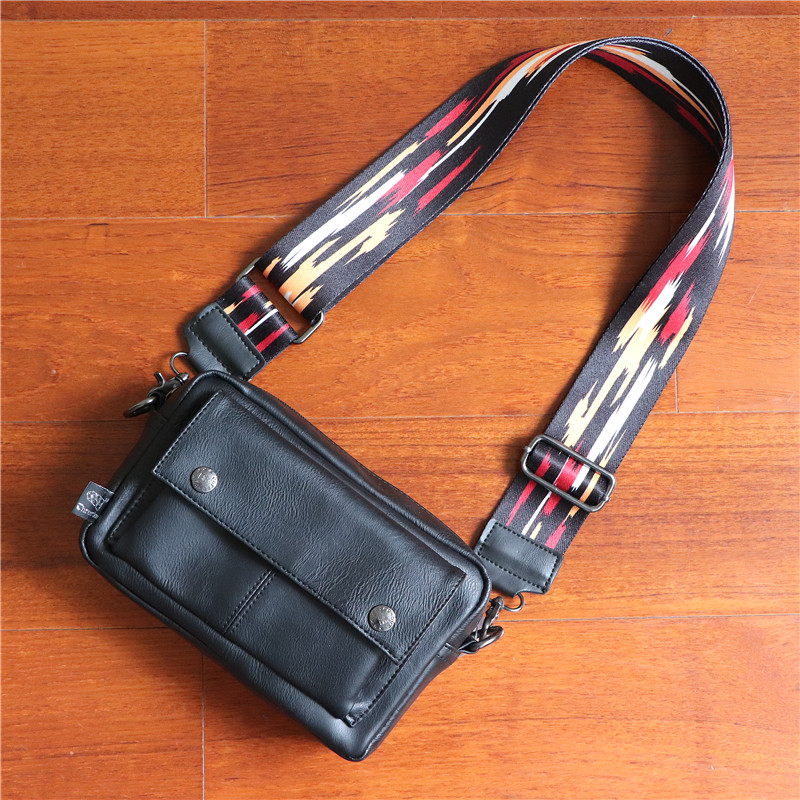 Summer small chest bag men's 2020 new Japan-ROK mini single shoulder bag Fashion men and women sports hanging bag Leisure inclined shoulder bag