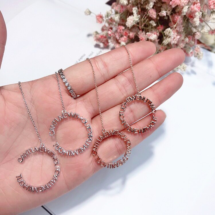 Свисающие серьги 新款2025现货韩耳钉英文字母大圆圈吊坠长款耳环s925银女耳线潮 OTHER