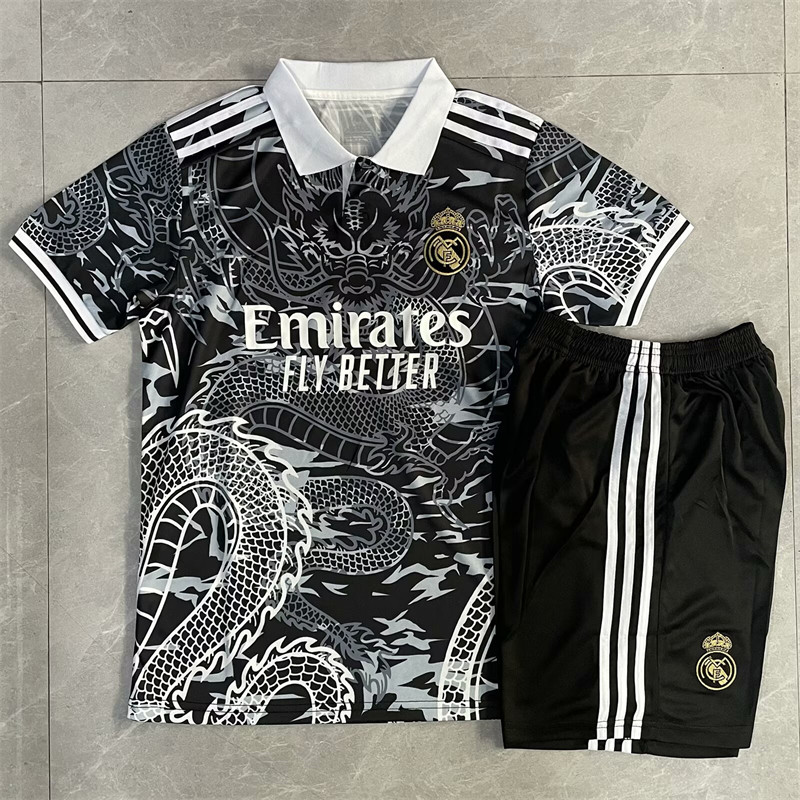 レアル・マドリード特別版 ドラゴン柄 クリスティアーノ・ロナウド ジャージ 子供用、小学生、男の子、女の子用、半袖サッカーユニフォームセット、試合用チームジャージ