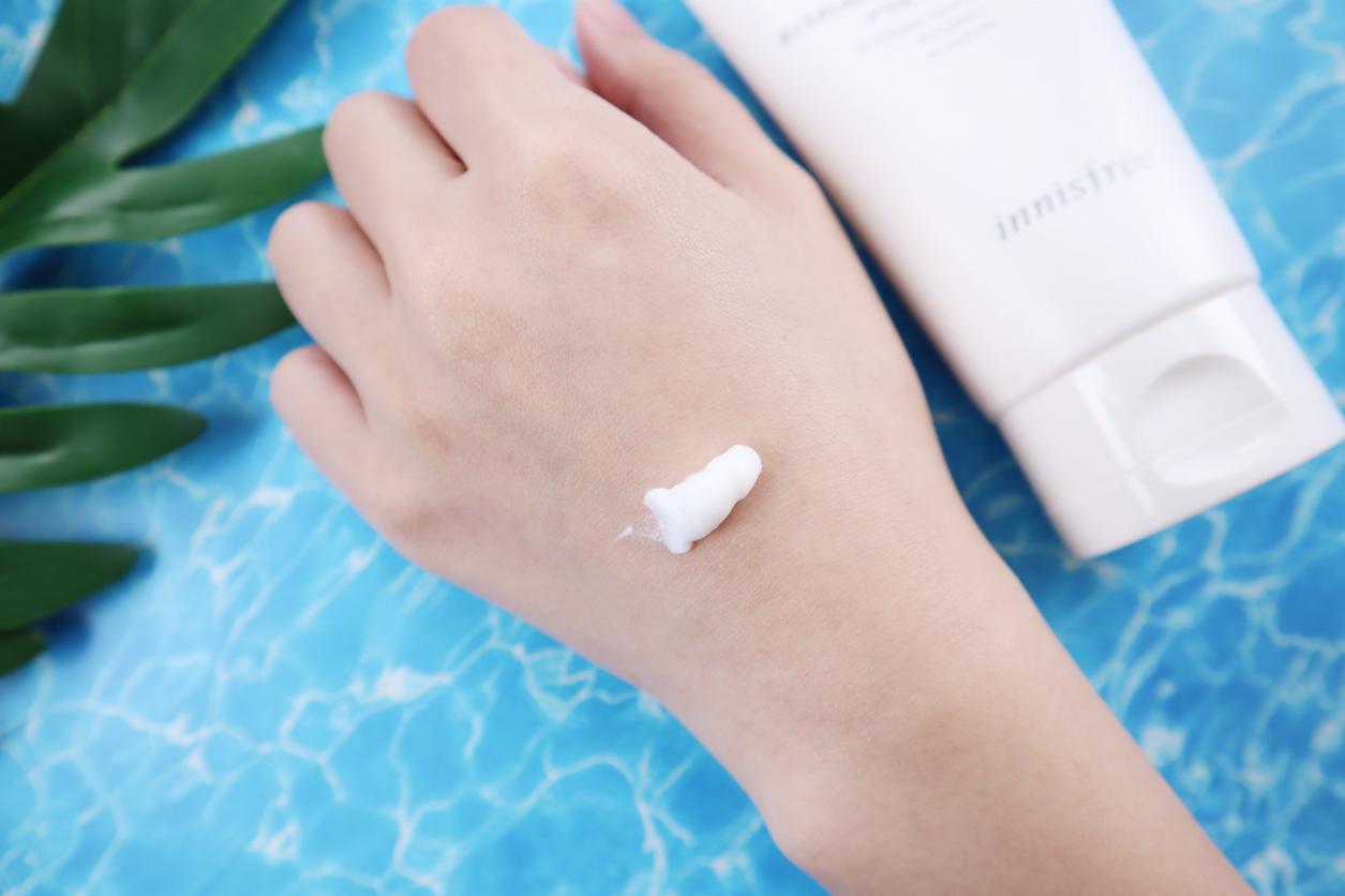 温和保湿?实测悦诗风吟蓝莓洗面奶 图2