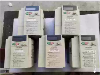 FR-E520-1 5K used 9 new Mitsubishi 220V1 5KW frequency converter