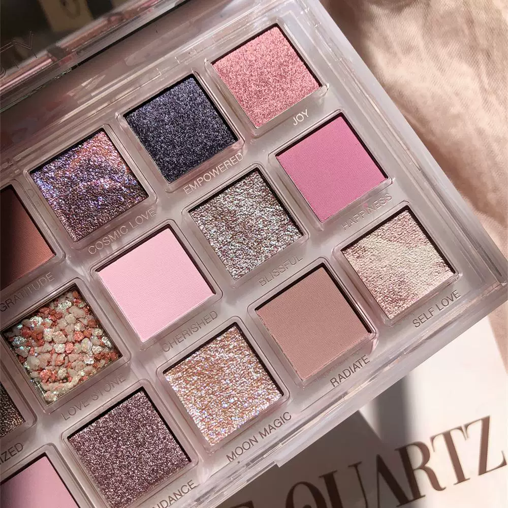 Многоцветная палетка теней для век 9 оттенков hudaBeauty