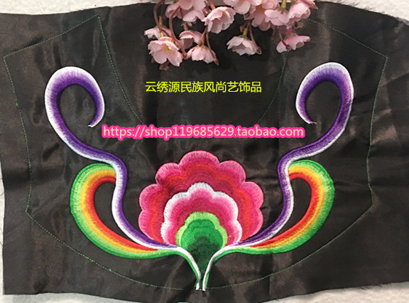 Machine embroidery and embroidery clothing accessories, collar flowers and various ethnic clothing accessories