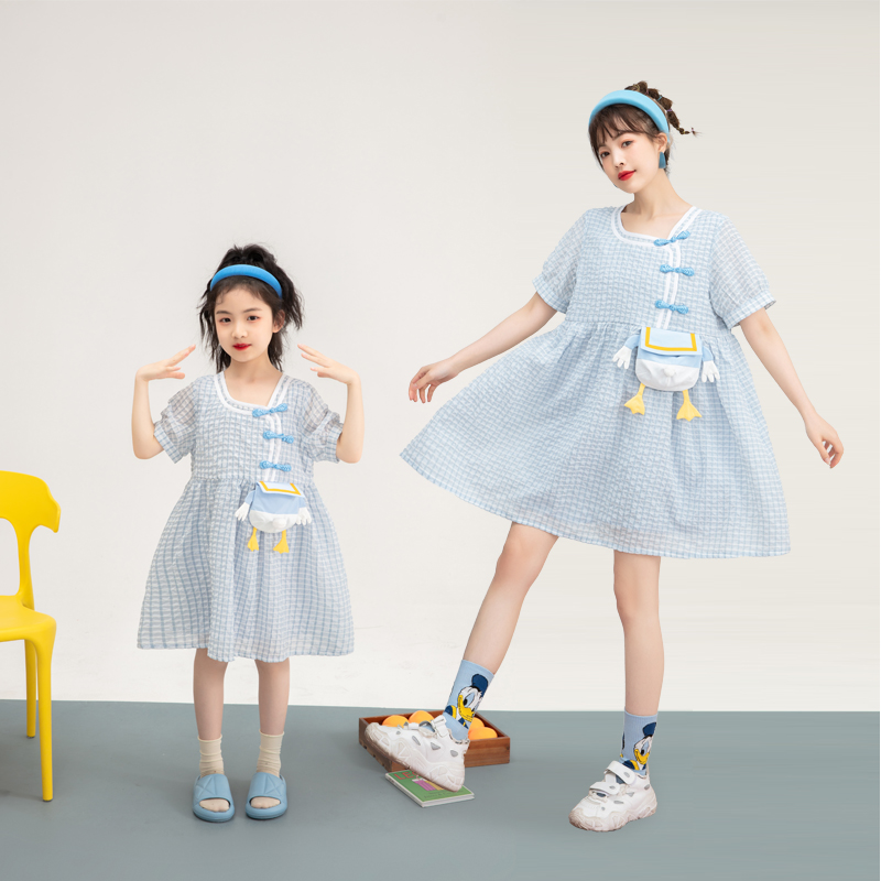 Parent-child outfit mother-daughter cartoon girl dress 2021 summer new Foreign style bubble sleeve girl plaid skirt children