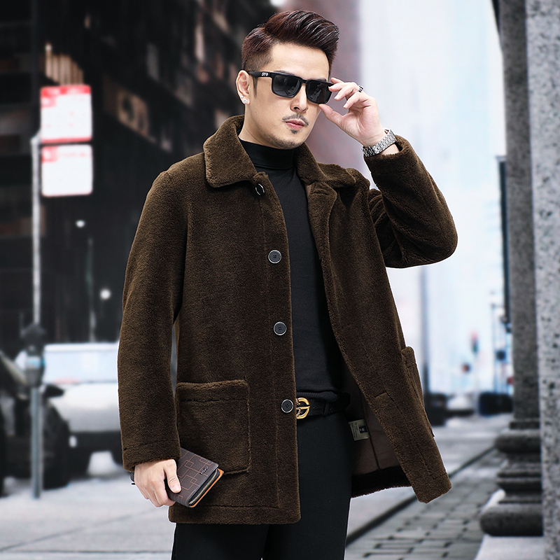 2025 New Style Sheepskin Coat for Men, Mid-Length Lamb Fur Integrated Coat for Middle-Aged and Elderly, Winter Season