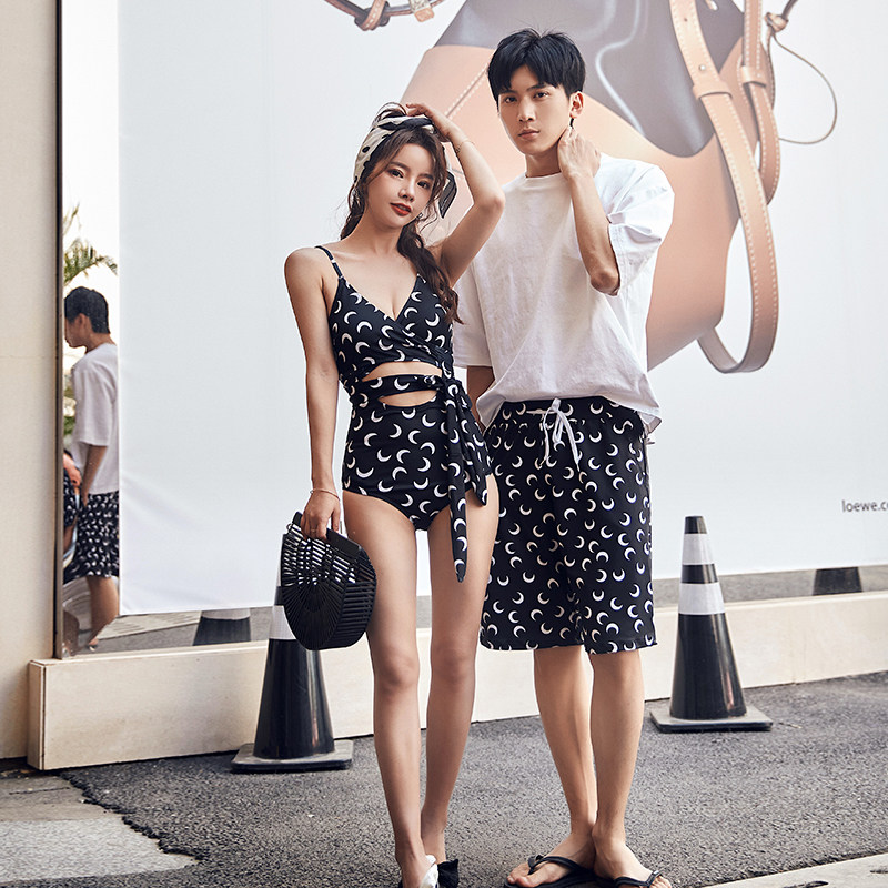 Tong Tong swimsuit women's black one-piece moon long-sleeved conservative openwork bikini spa high-waisted couple beach pants