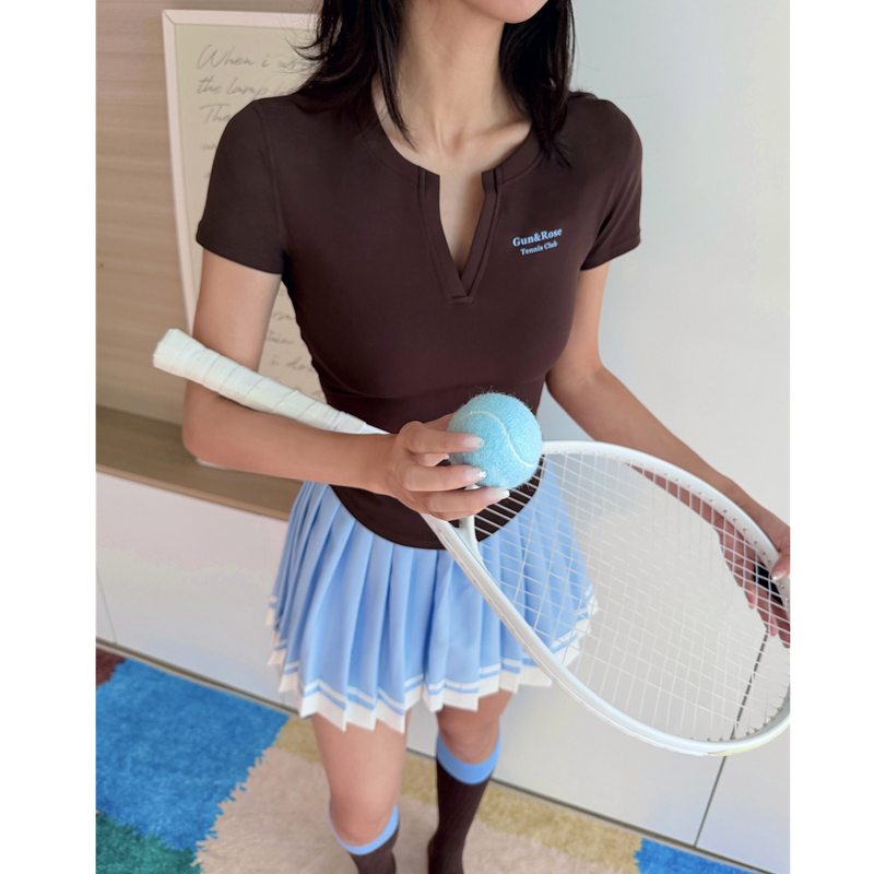 Gunandrose Black and Ice Blue ~ Sports Quick-Drying Small V-Neck Short-Sleeved Skirt Suit for Tennis, Badminton, and Golf