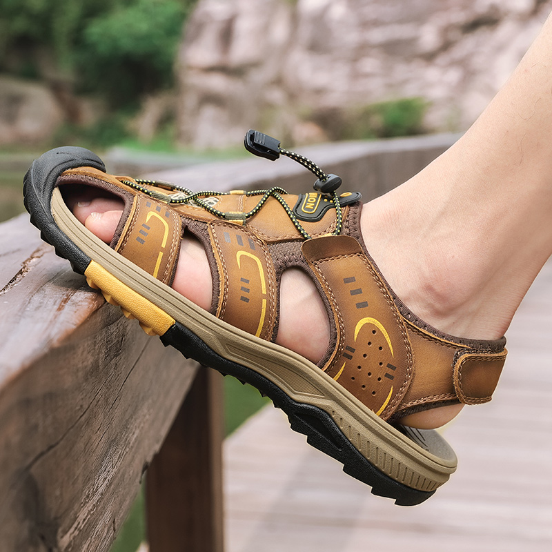 West Domain Camel Genuine Leather Sandals Men's 2021 New Summer Wear Outdoor Climbing Sport Non-slip Baotou Beach Shoes