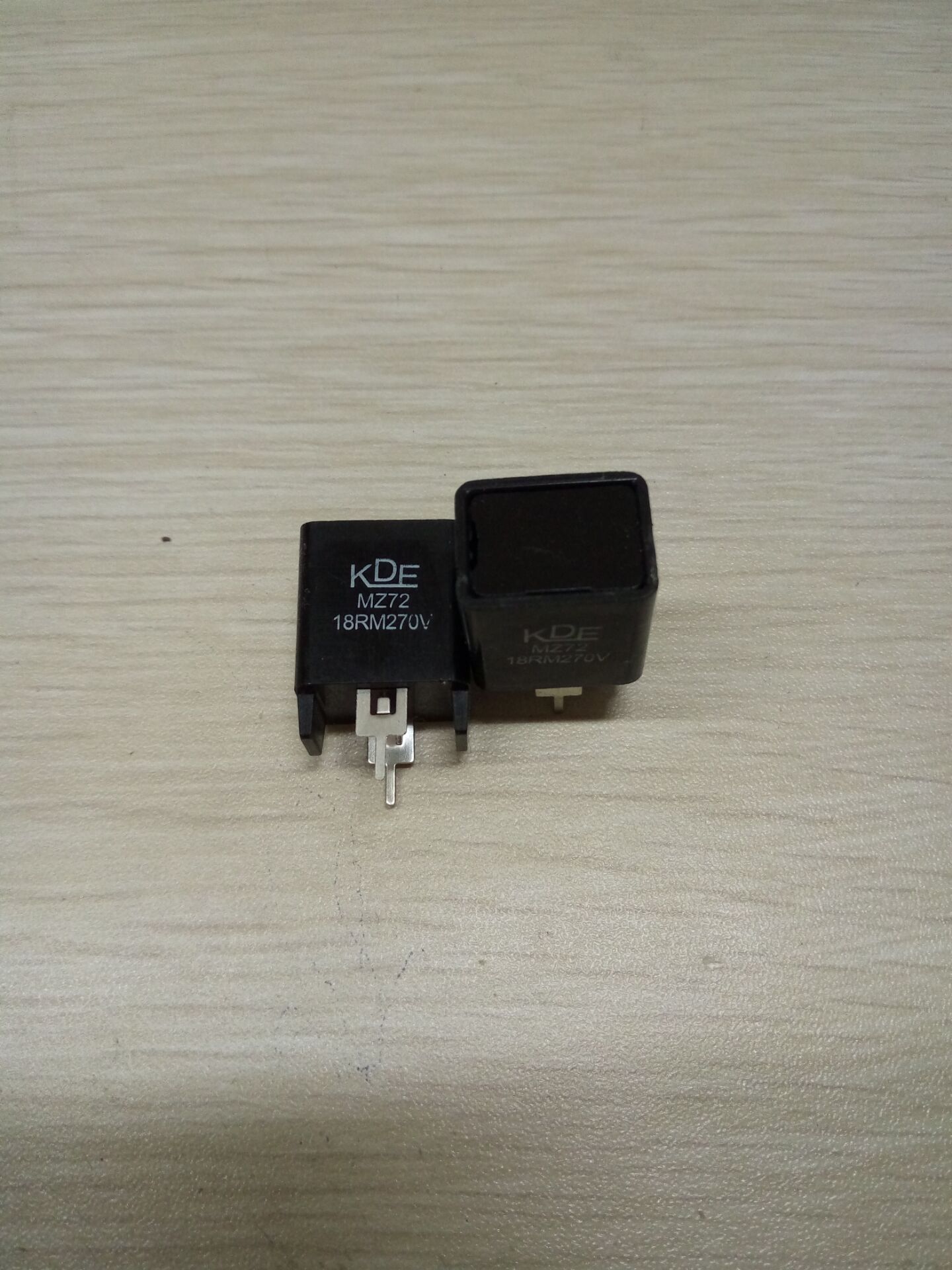 Lifeng Electronics TV demagnetization resistor 2 feet KDE MZ72 18RM 270V 18Omega 