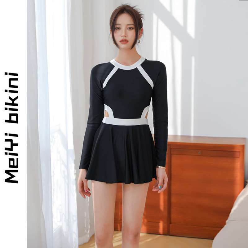 MeiYi New Conservative Long-sleeved Shade Closes Swimsuit Woman Covered Swimsuit Student Leisure Spa Resort Swimsuit