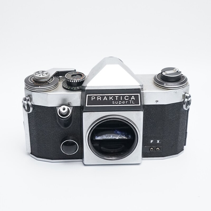 1960s German m42 mouth praktica super TL all-metal mechanical SLR camera 135 film