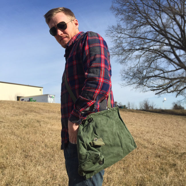 Brand new Swedish military edition 60s stock heavy canvas shoulder bag motorcycle bag