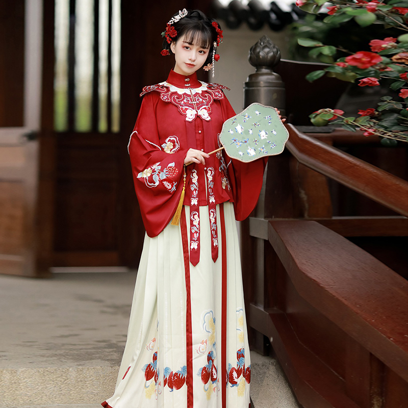 Original Han Berry Strawberry Made in China Wind Daily Improved Super Fantastic Clothes Li-Yun Shoulder Noodle Suite