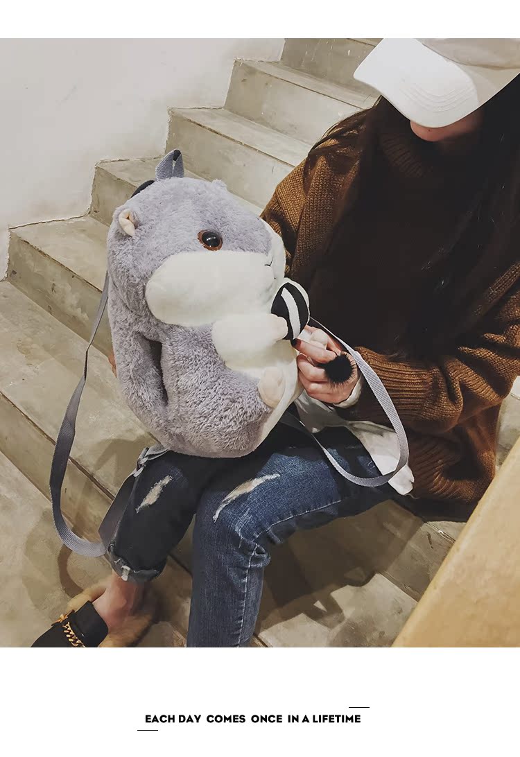 Yunmu tạp hóa chị gái hamster búp bê vai dễ thương nữ Nhật Bản sang trọng ấm áp tay Messenger túi gối cặp đi học nam