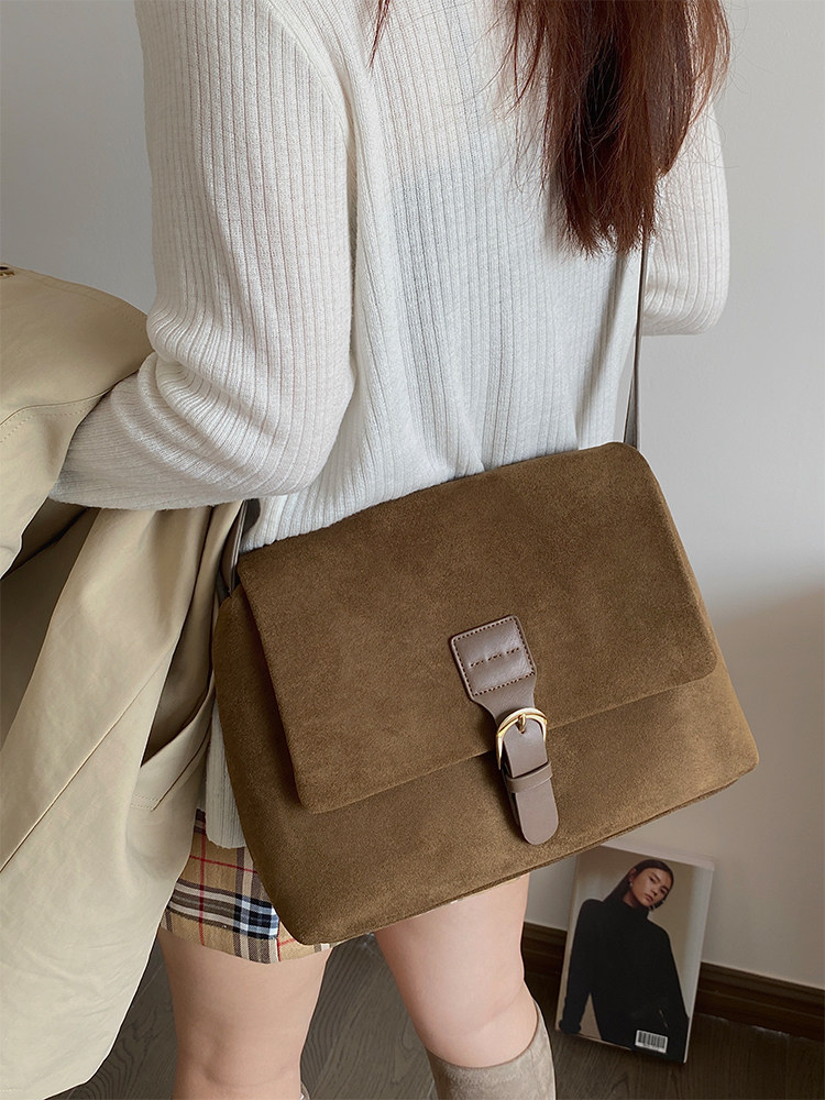Damen Samt Schultertasche Im College Style Für Die Schulter_voghion.com