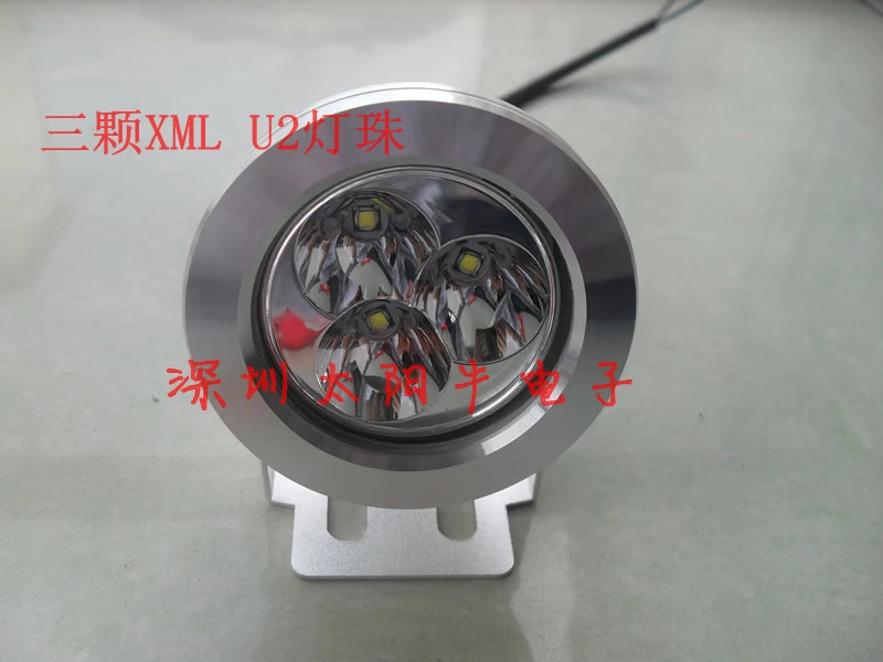 Đèn xe máy 12V sửa đổi đèn LED xe máy 3 đèn điện 3 đèn L2 CREE đèn trắng bên ngoài