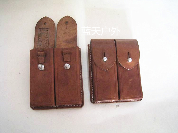 Two - row bull - leather bag Firebox Outdoor cow - leather tool box Military mini - warfare film props