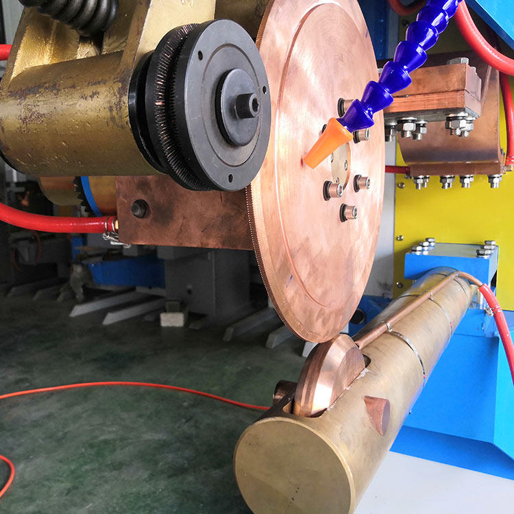Tank barrel body straight seam automatic seam welding machine medium frequency silver tile hydraulic oil tank stainless steel oil barrel straight seam rolling welding machine