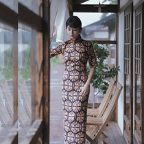Jasmine August autumn season new four-point sleeve full open long retro daily printing linen cheongsam lean autumn