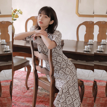 Jasmine cheongsam spring and autumn four points with sleeves full cardigan mid-length retro daily print linen cheongsam Zhihua