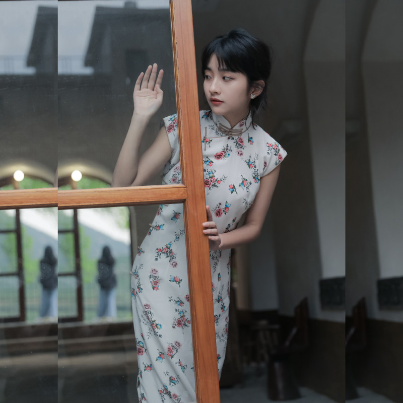 Jasmine qipao May New products Small Lions sleeves Half open flap Long version of retro art Daily true silk qipao to take Wei