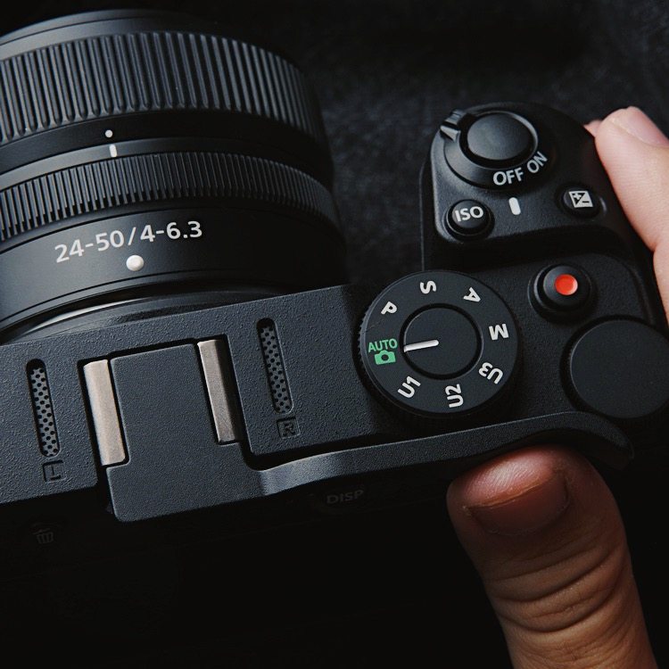 ニコンz30 Z-30カメラハンドグリップアクセサリー用メタルホットシュー