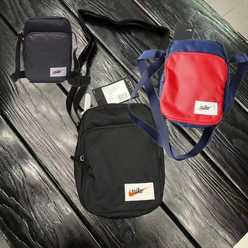 Nike sports shoulder bag stylish, compact and comfortable