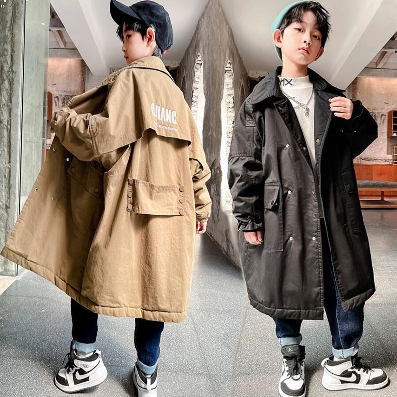 Boys long windbreaker jacket 2022 autumn style Western style medium and long version spring and autumn thickening medium and large children's knee-length winter clothing plus velvet