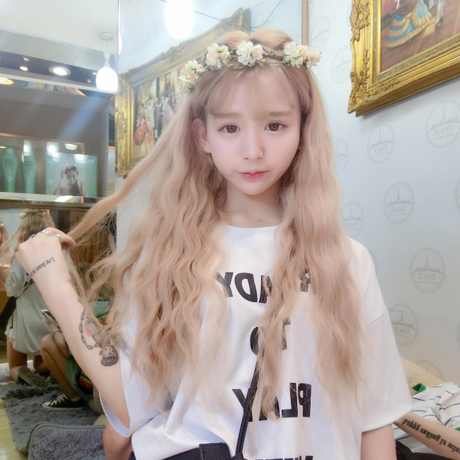 Perruque ANNA LUO  .  Les cheveux longs - Ref 2607341 Image 32