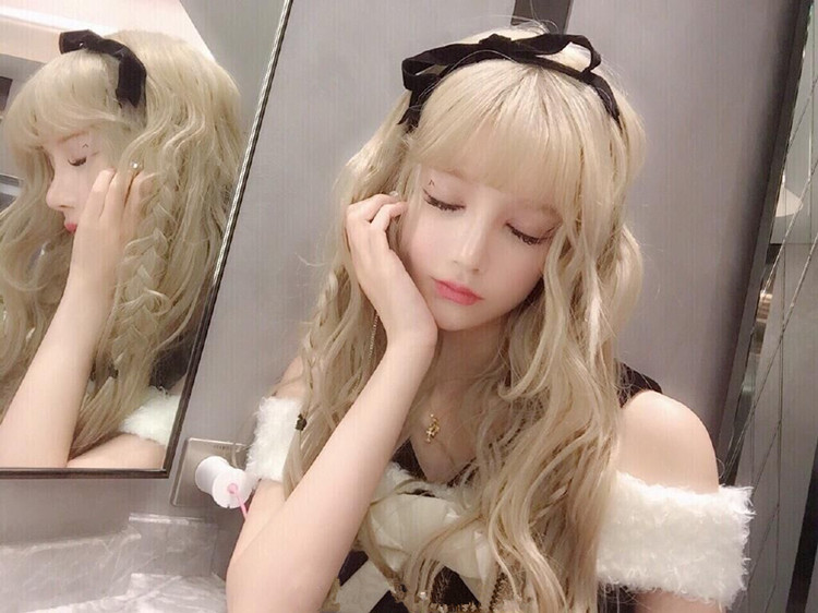 Perruque ANNA LUO  .  Les cheveux longs - Ref 2607379 Image 19