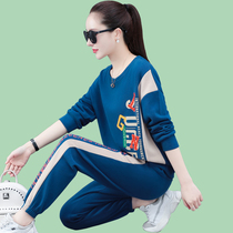 Spring and autumn casual sportswear suit suit Korean version of womens print running loose hooded sweatshirt little leggings two-piece set