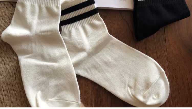 Hải quân gió hai thanh uốn cong màu rắn hoang dã vớ cotton cô gái vớ PS33 vớ da