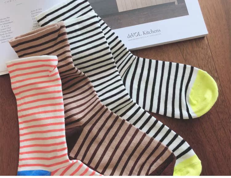 Vớ sọc rộng đầy màu sắc cho phụ nữ mùa thu và mùa đông vớ cotton Thiếu niên PS29 vớ dài