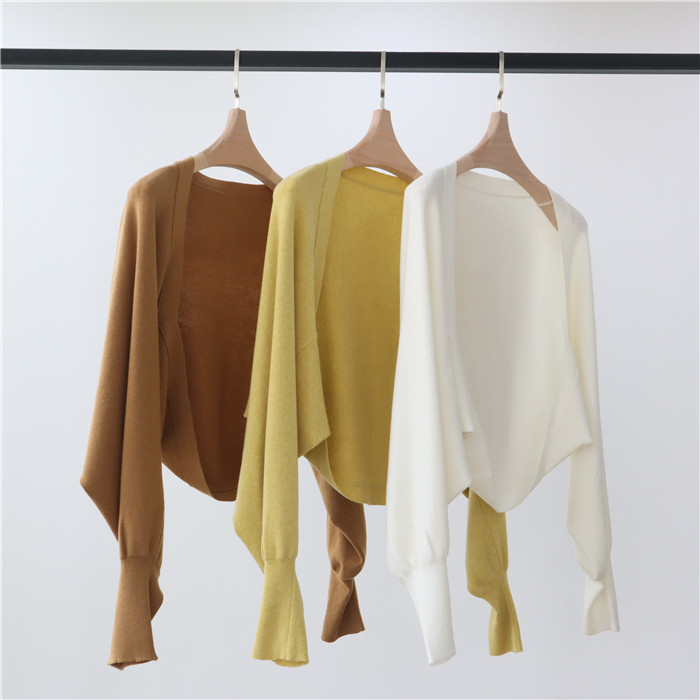 The new 2022 autumn collection of woolen knitted cardigan for women features a loose-fitting shawl with a laid-back style. It is a one-piece solid-color outerwear with a small coat pic 29
