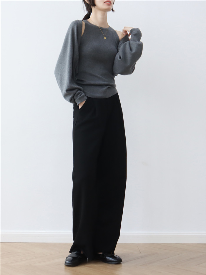The new 2022 autumn collection of woolen knitted cardigan for women features a loose-fitting shawl with a laid-back style. It is a one-piece solid-color outerwear with a small coat pic 14