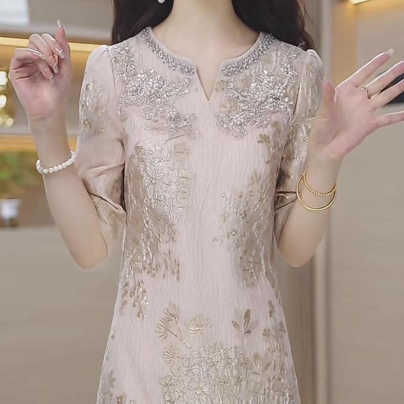 High-End Cloud Brocade Silk Fashionable and Elegant Dress 2026 Summer New Model Finely Embroidered Slim-Fit Dress