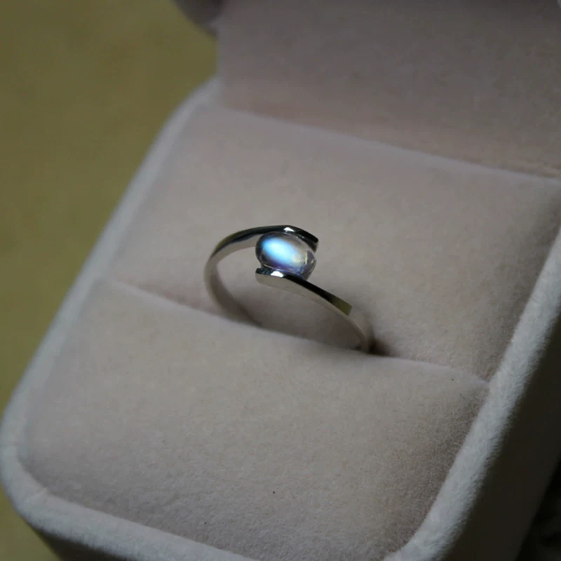 Organic ring with stone, platinum gemstone for ring, moonstone, silver 925 sample
