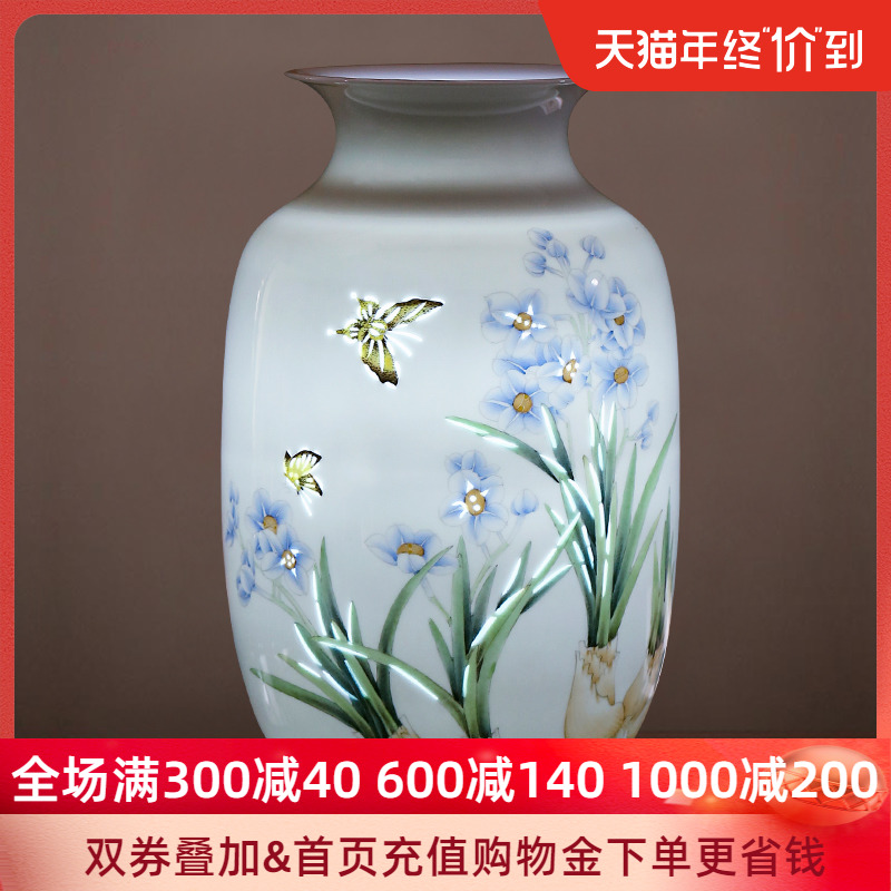 Jingdezhen ceramic hand - made vases, flower arranging new sitting room of Chinese style household furnishing articles rich ancient frame decorative arts and crafts porcelain