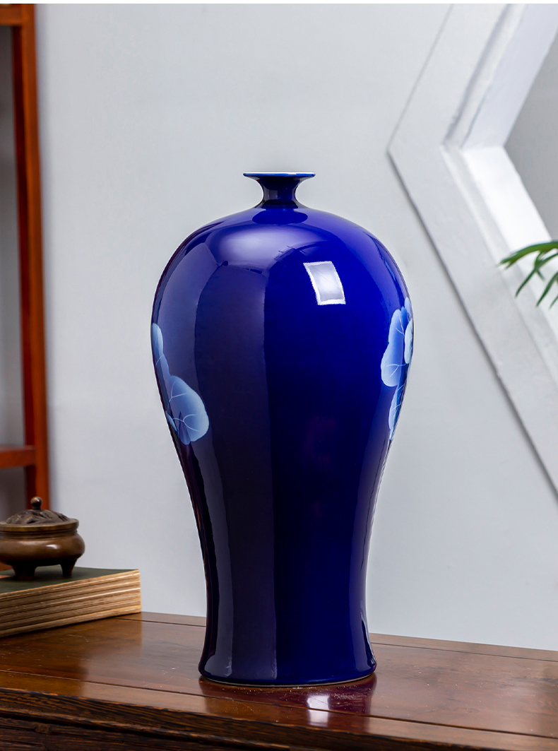 Jingdezhen blue and white porcelain vase hand - made ceramics lotus flower arrangement sitting room adornment of Chinese style household act the role ofing is tasted furnishing articles