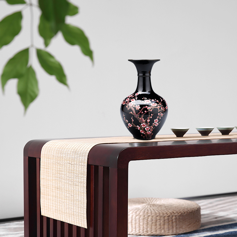 Jingdezhen ceramics black floret bottle furnishing articles name plum blossom put I and contracted sitting room porch ark, home decoration