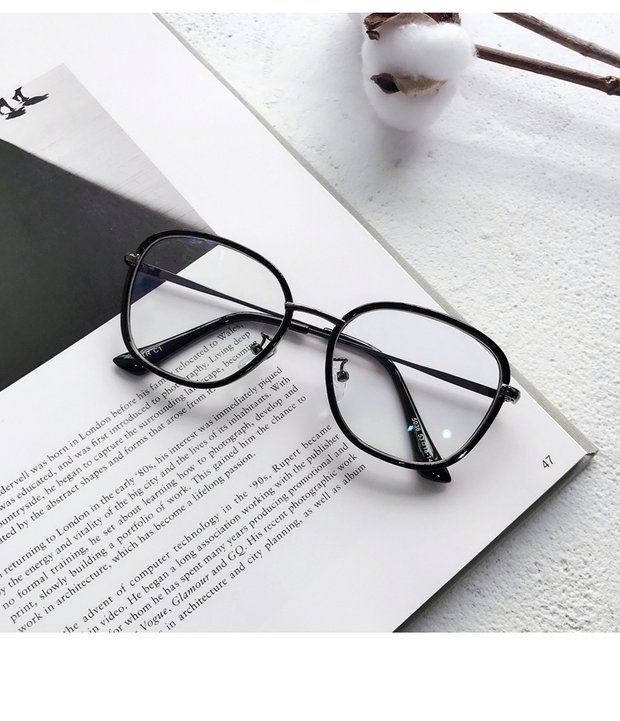 Phiên bản tiếng Hàn của TR siêu hộp cận thị kính gọng kính nam và nữ đa giác kính hoa văn đồng bằng retro thủy triều Yan Guangguang kính đổi màu