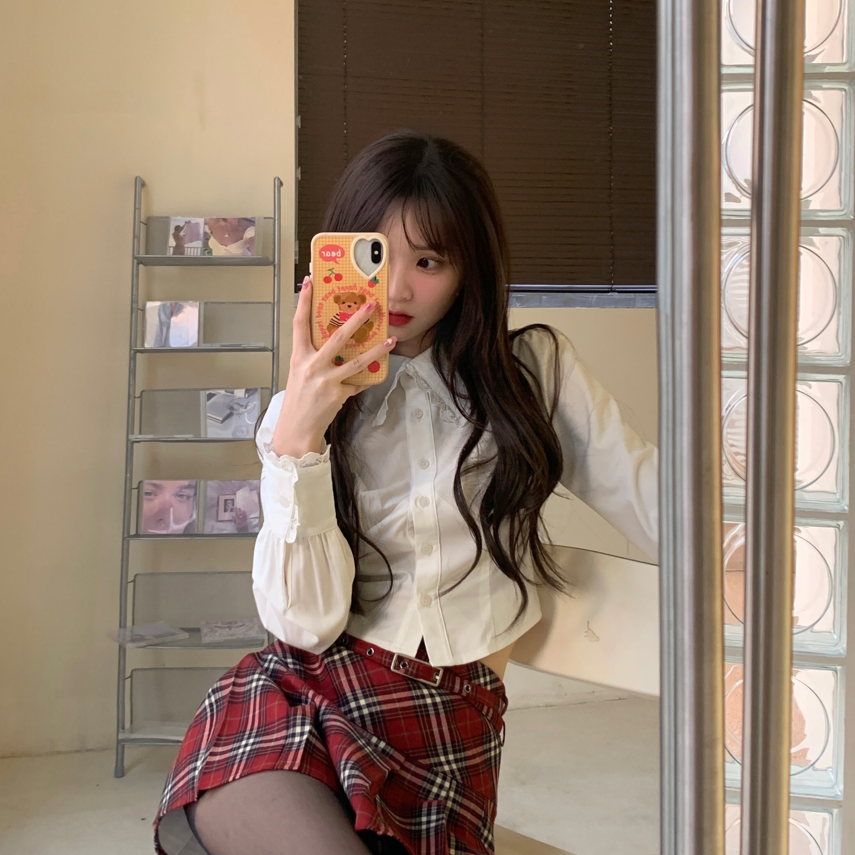 Home Spicy Hot Halo Lala Autumn Winter 100 Hitch Dolls Collar Blouse Blouse Blouse Woman Long Sleeve Short White Shirt